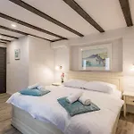 Old Town Matushko B&B