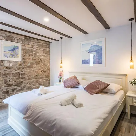 Old Town Matusko فندق مبيت وإفطار 3*