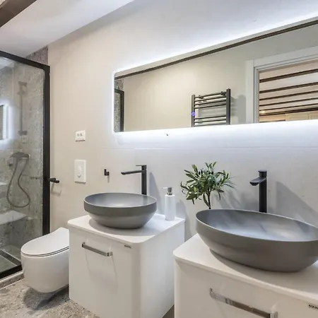 Old Town Matushko Bed & Breakfast 3*