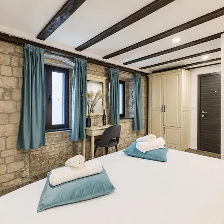 Old Town Matushko فندق مبيت وإفطار 3*