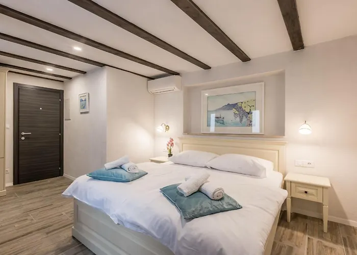 Old Town Matusko Bed & Breakfast