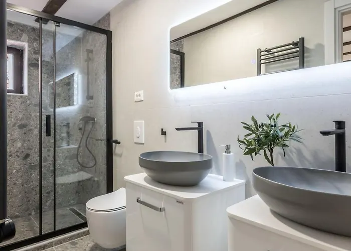 Bed & Breakfast Old Town Matusko